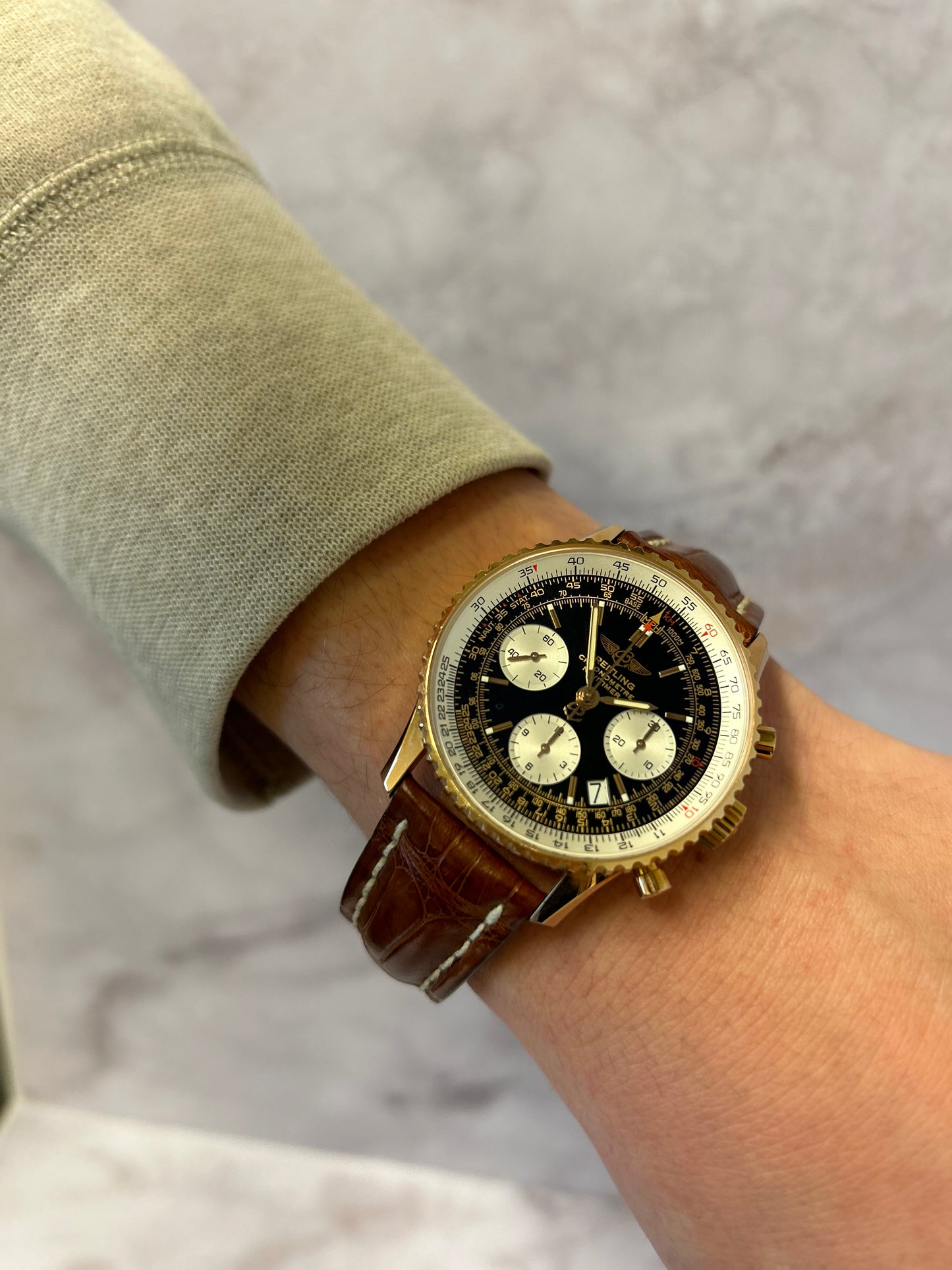 Breitling Navitimer R23322